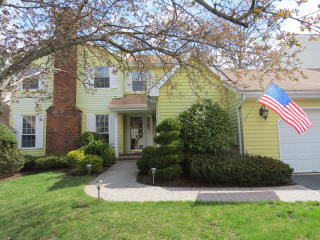 10 Adobe Dr, Wayne, NJ 07470-4937
