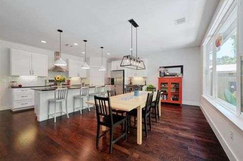 2003 Alegria Rd, Austin TX  78757-3219 exterior