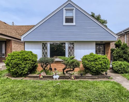 2211 Leyden Ave, River Grove, IL 60171-1872