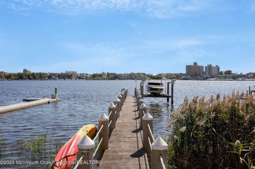 146 Conover Ln, Tinton Falls NJ 07701-6213 exterior