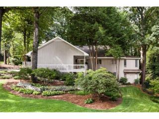 4212 Edgewood Ct, Marietta, GA 30068-4136