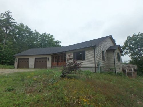 64 Mccoy Rd, Hillsboro, NH 03244-4611