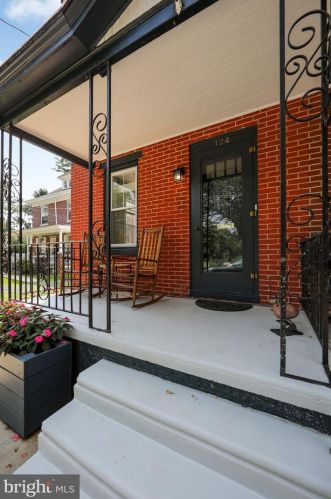 124 Fowler Ave, Haddonfield NJ  08033-1337 exterior