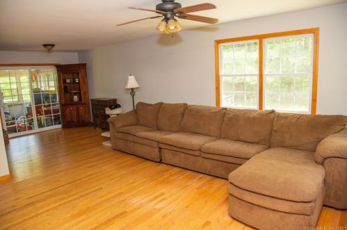 93 Chestnut Hill Rd, Colchester, CT 06415-2005