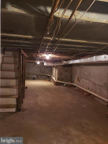 2222 12 St, Philadelphia PA 19147-1832 exterior