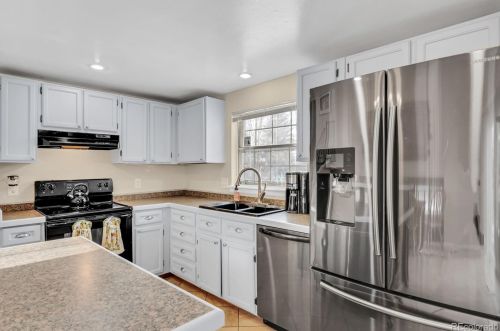 18149 Asbury Dr, Aurora CO 80227-2306 exterior