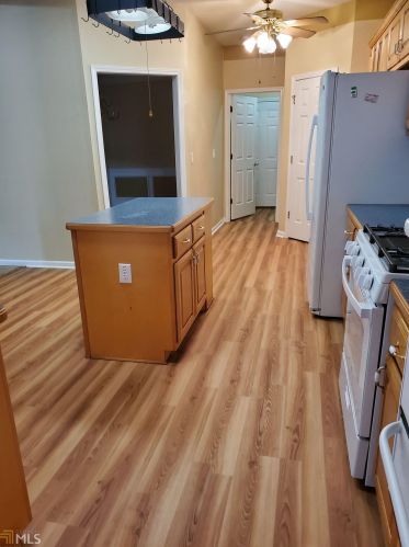 1905 Sheldon Ln, Conyers GA  30094-2079 exterior