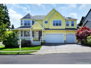 12057 Whistlers Loop, Portland, OR 97223-2984