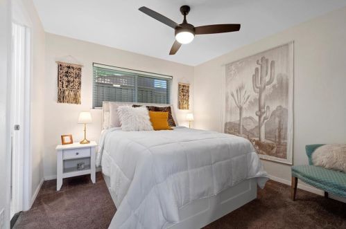 7305 Crofton Dr, Dallas TX  75231-4807 exterior