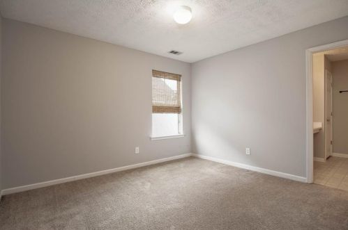 4697 High Point Ln, Atlanta GA  30349 exterior