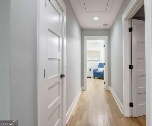 740 Moores Mill Rd, Atlanta GA  30327-1561 exterior