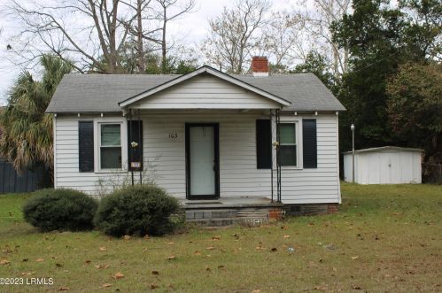 103 Freeman St, Hampton, SC 29924-2115