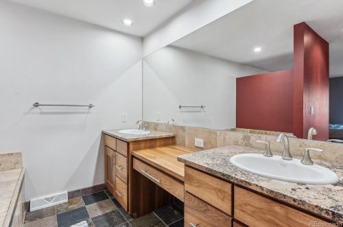 12130 Amherst Cir, Denver CO  80014-3302 exterior