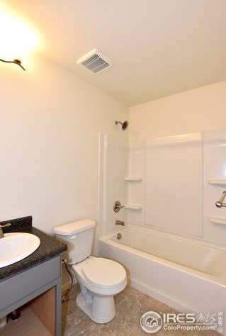 2749 Sapphire St, Loveland CO 80537-2024 exterior