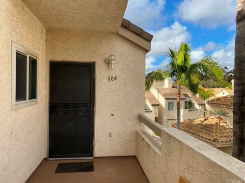 6121 Calle Mariselda, San Diego, CA 92124-1154