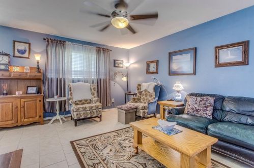 2820 Cliffbrook Dr, Carrollton TX 75007-5709 exterior