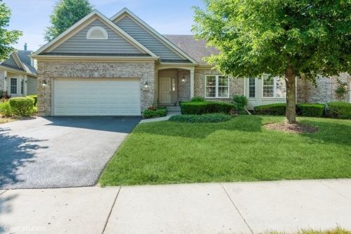 1022 Harrow Gate Dr, Bull Valley, IL 60098-7406