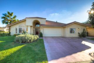 2420 Foxglove Way, Madera, CA 93637-4925
