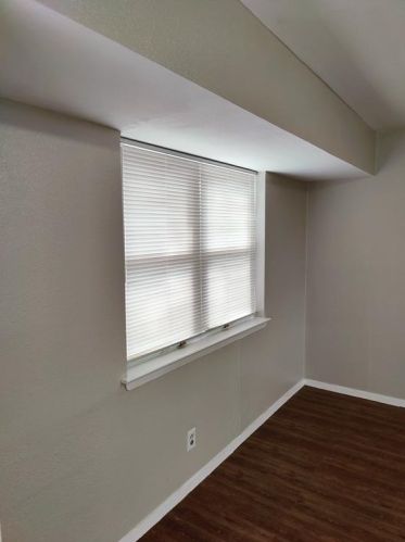 805 Rosewood Hills Dr, Garland TX  75040-5804 exterior