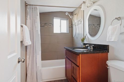 3175 Pennsylvania St, Englewood CO 80113-2717 exterior