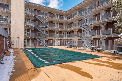 33 Corona St, Denver CO  80218-3819 exterior