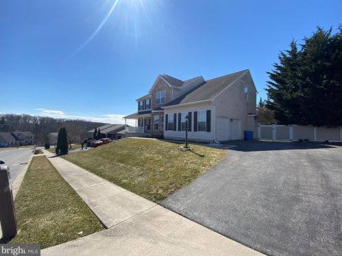 2633 Chronister Farm Rd, York, PA 17402-7513