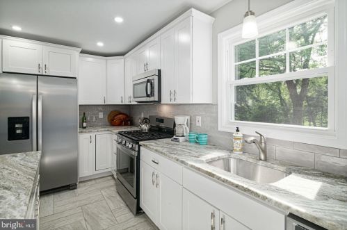 505 Strawbridge Ave, Camden NJ  08108-1814 exterior