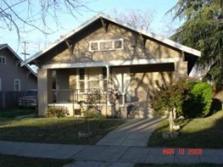 825 College Ave, Fresno, CA 93728-3516