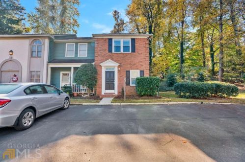 4020 Elm St, Atlanta, GA 30341-1655