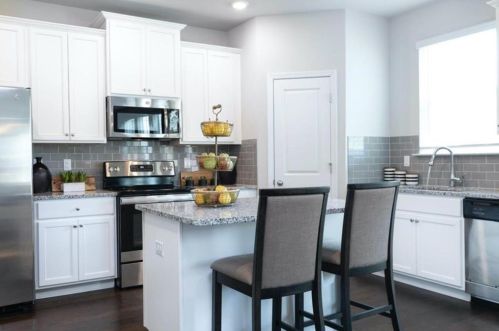 438 Burgundy Ter, Atlanta, GA 30354-2271