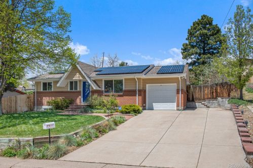 11523 Briarwood Dr, Aurora, CO 80226-3711