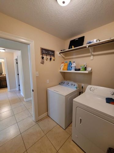 6114 Fox Ridge Dr, Angleton TX 77515-2512 exterior