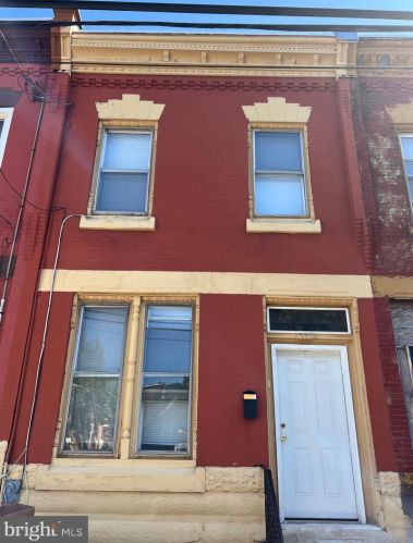 2431 20th St, Philadelphia, PA 19132-3720