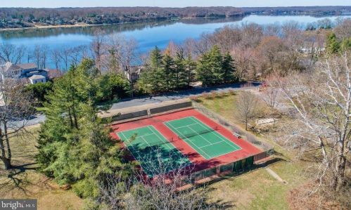 220 Gln Oban Dr, Arnold MD 21012-2110 exterior