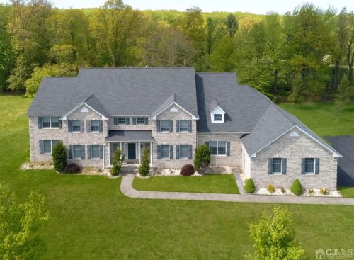 12 Hayduk Dr, Edison, NJ 08820-1087