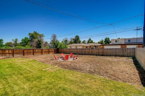 1960 Oakland St, Denver CO  80010-1614 exterior