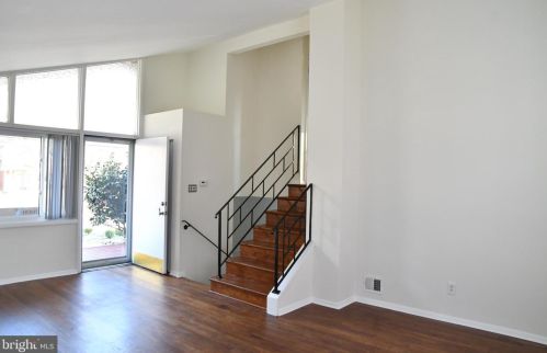 4305 Ferrara Dr, Silver Spring MD  20906-4718 exterior