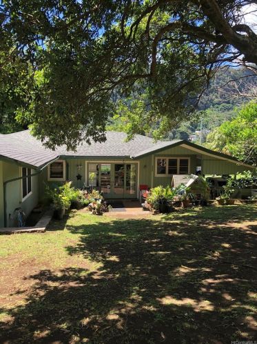 3341 Kaohinani Dr, Honolulu HI  96817-1021 exterior