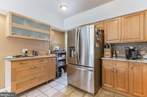 216 Nassau Dr, Tavistock NJ 08033-3976 exterior