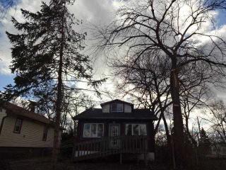 27111 Park Ave, Antioch, IL 60002-8192