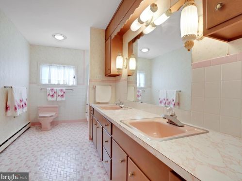 1407 Mahantongo St, Primrose PA 17901-3307 exterior