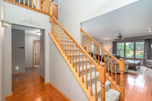 407 Flanagan Cir, Minooka, IL 60447-9831