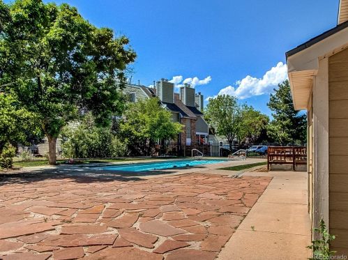 942 Dearborn Way, Aurora CO 80012-3817 exterior