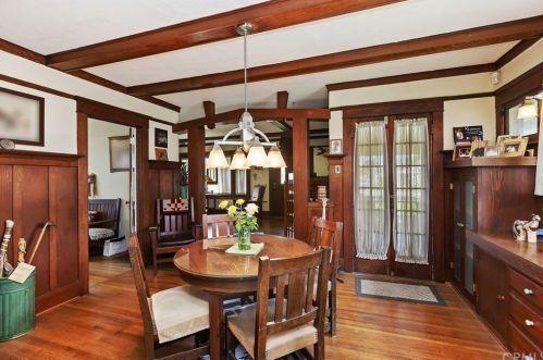 6268 Palm Ave, Riverside CA  92506-2021 exterior