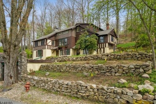 65 Glenside Trl, Sparta, NJ 07871-1216