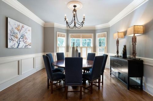 555 Glenmanor Ct, Atlanta GA  30328-4270 exterior