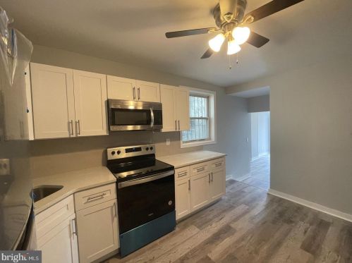 1528 4th St, Philadelphia, PA 19147-6531