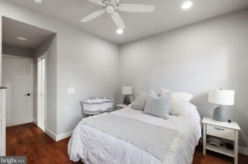 1216 23rd St, Philadelphia PA  19146-4116 exterior