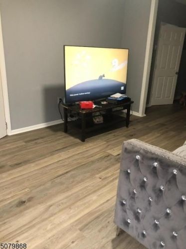 70 Mercer St, Paterson NJ  07524-2426 exterior