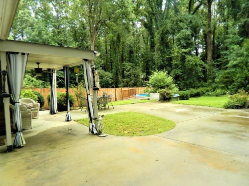 5194 Parkside Dr, Conyers GA  30094-4433 exterior